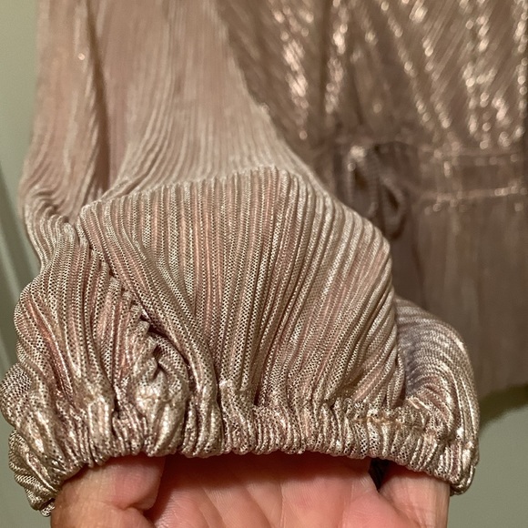 Abercrombie and Fitch Metallic Rose Gold Pleated Wrap Top Blouse Size Small used - Picture 6 of 15